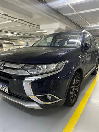 MITSUBISHI OUTLANDER 2.0 COMFORT 16V GASOLINA 4P AUTOMÁTICO